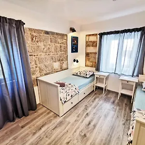 Crobeauty , Split Croatia